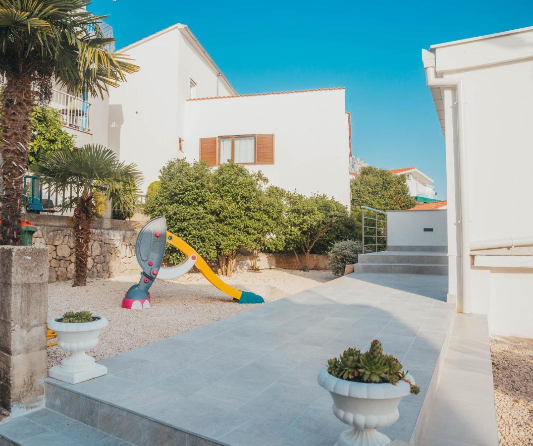 Apartments Nina Brist Esterno foto